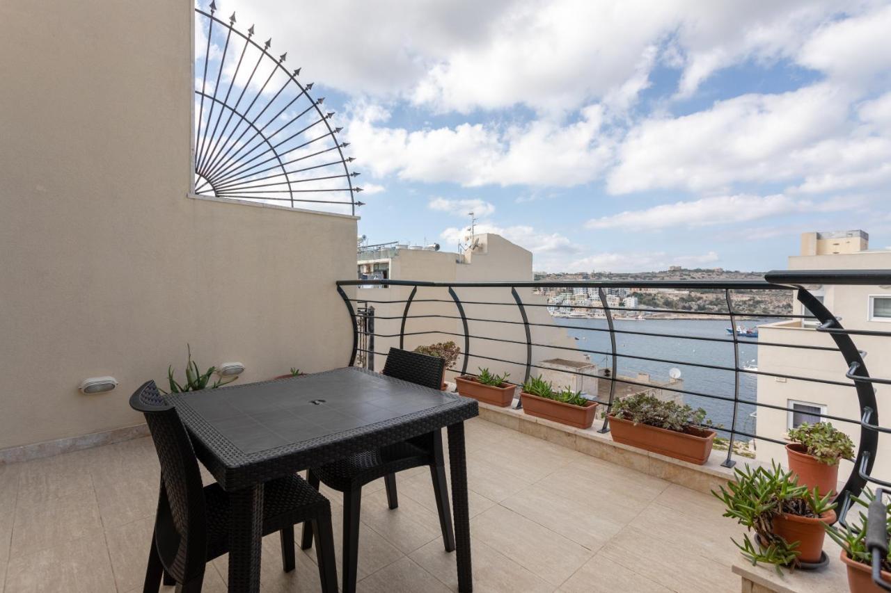 Sea View Apartment In St Paul'S Bay St. Paul's Bay Exterior photo